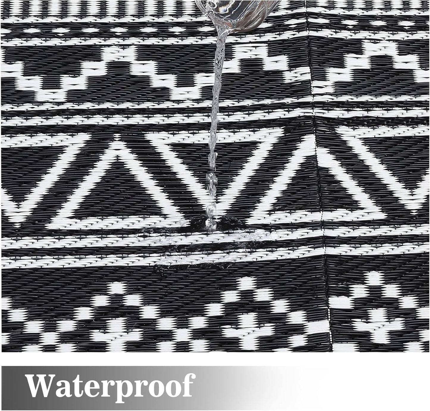 10x20 Large Outdoor Plastic Straw Rug, Outdoor Rug, Reversible Plastic Camping Mats, Easy Cleaning, Non Shedding Patio Rug for Outdoors, Backyard, Picnic, Patio, Deck, Black/White
