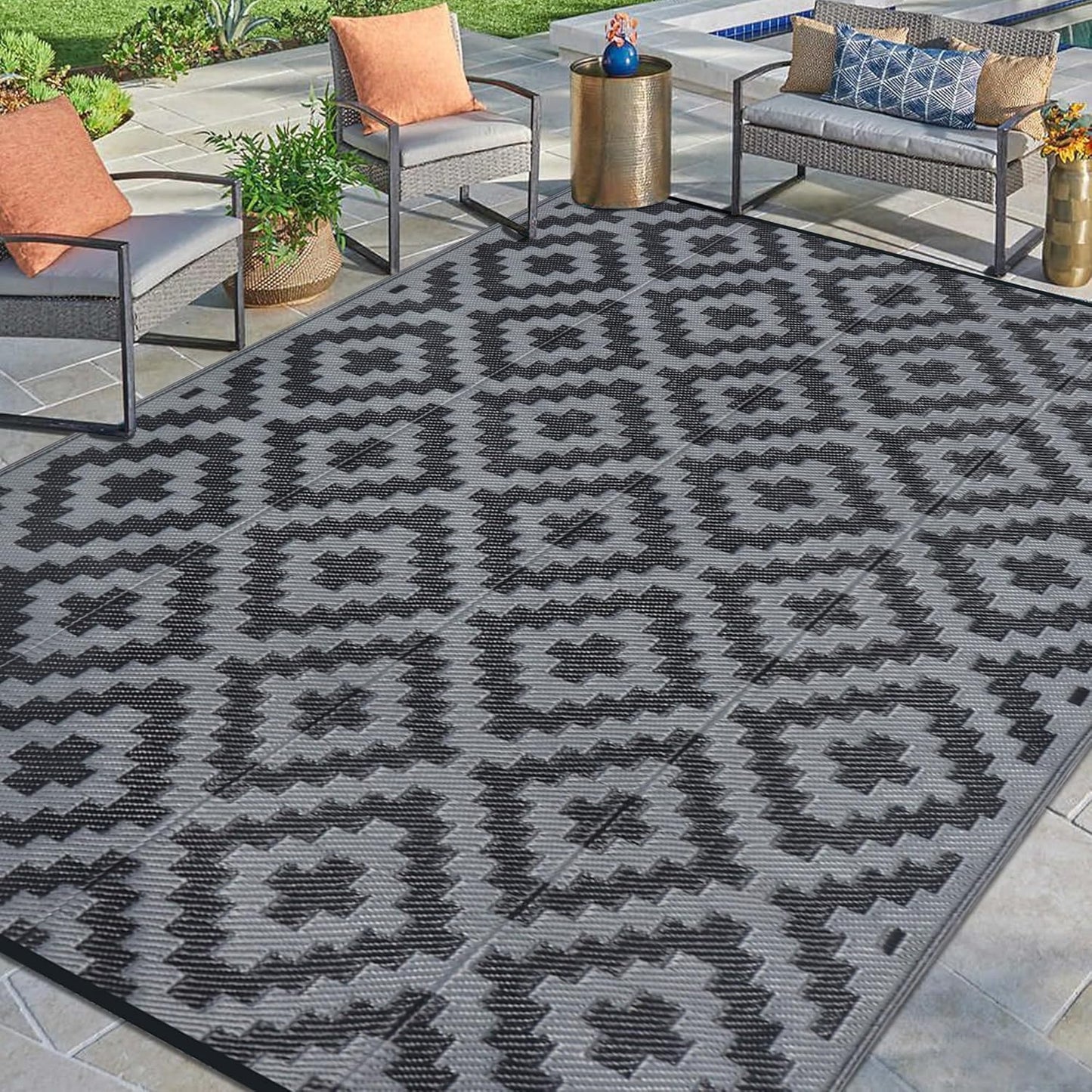 SAND MINE Waterproof Outdoor Rug 10x20 ft, Plastic Reversible Rug, Modern Area Rug, Large Floor Mat for Outdoors, RV, Patio, Backyard, Deck, Picnic, Beach, Camping, Black & Beige