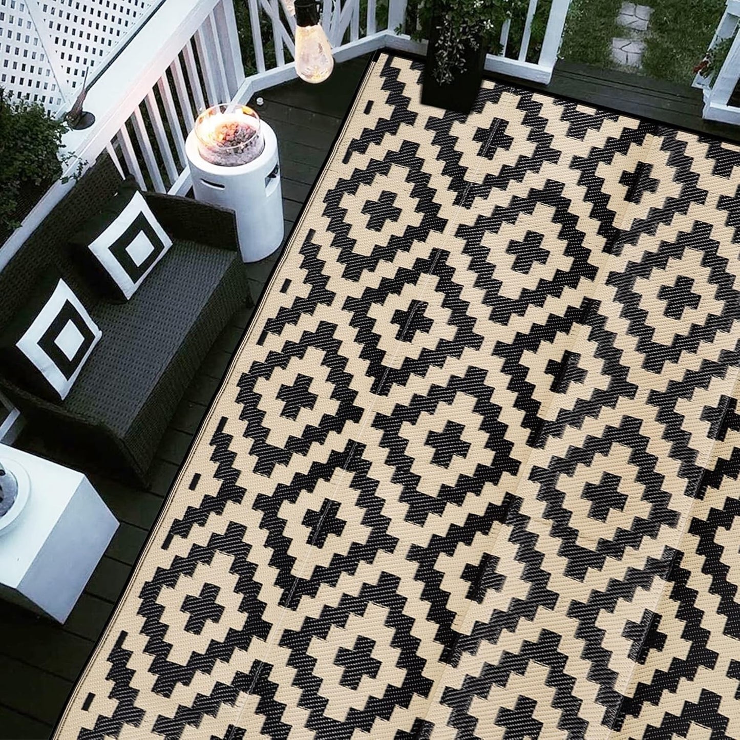 SAND MINE Waterproof Outdoor Rug 10x20 ft, Plastic Reversible Rug, Modern Area Rug, Large Floor Mat for Outdoors, RV, Patio, Backyard, Deck, Picnic, Beach, Camping, Black & Beige