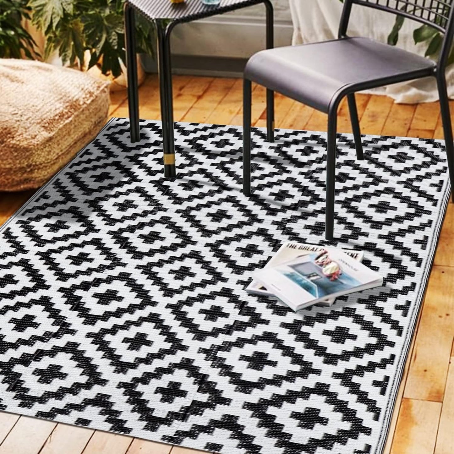 SAND MINE Waterproof Outdoor Rug 10x20 ft, Plastic Reversible Rug, Modern Area Rug, Large Floor Mat for Outdoors, RV, Patio, Backyard, Deck, Picnic, Beach, Camping, Black & Beige