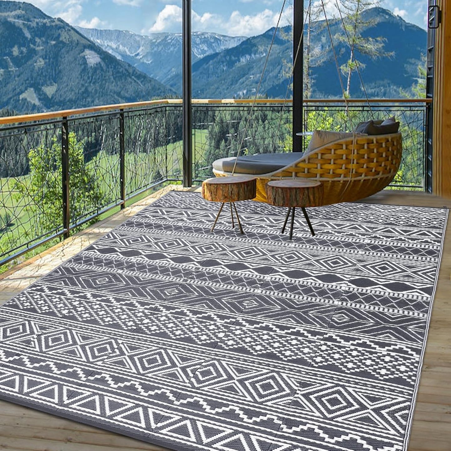 10x20 Large Outdoor Plastic Straw Rug, Outdoor Rug, Reversible Plastic Camping Mats, Easy Cleaning, Non Shedding Patio Rug for Outdoors, Backyard, Picnic, Patio, Deck, Black/White